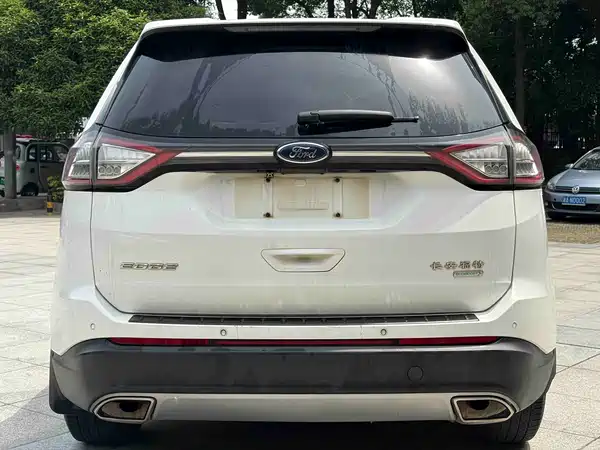 Ford Edge 2016