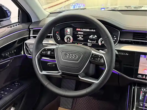 Audi A8 2023