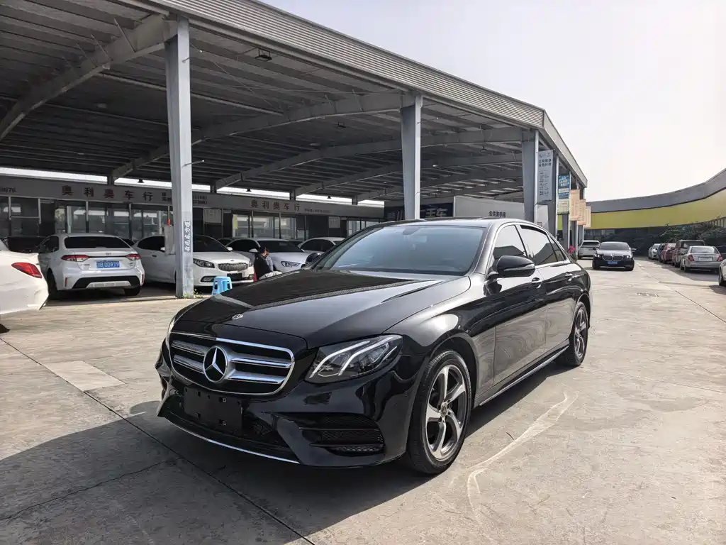 Mercedes-Benz E-Class 2019 — фото 1