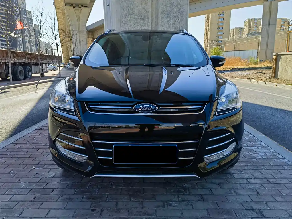 Ford Kuga 2014 — фото 1
