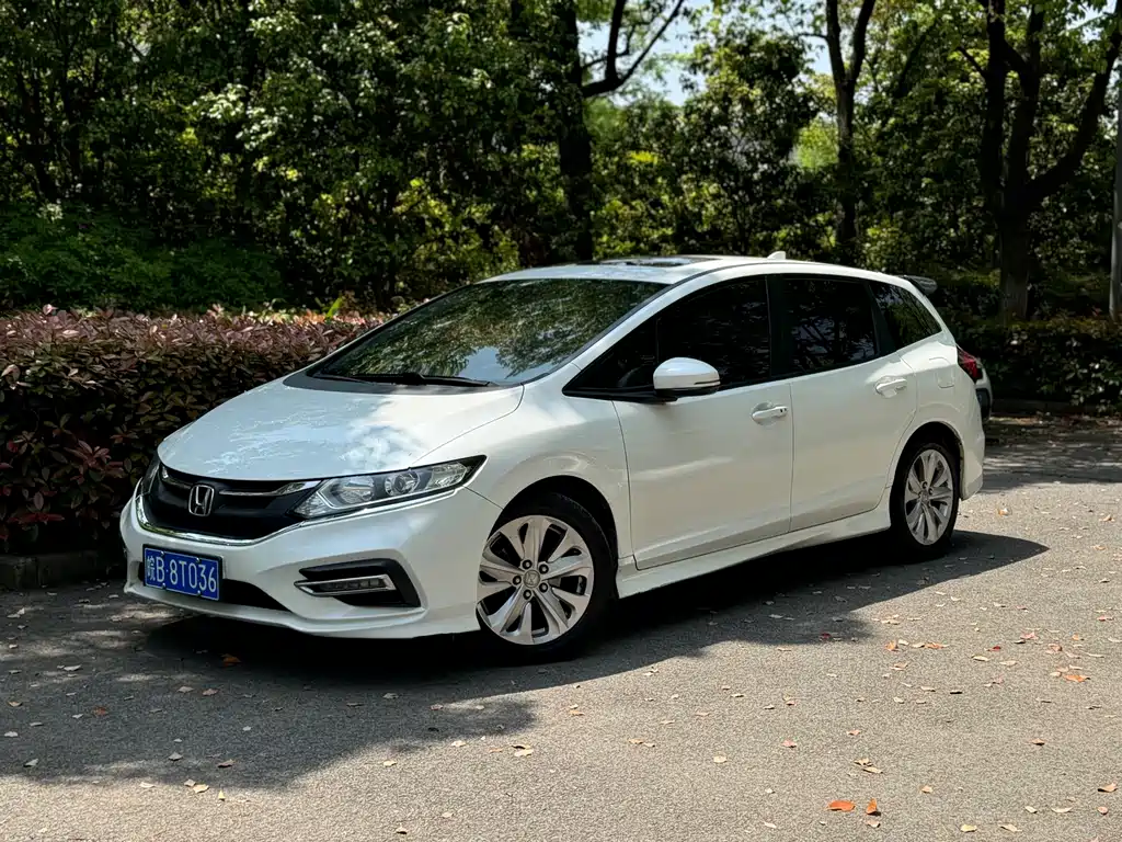 Honda Jade 2018 — фото 1
