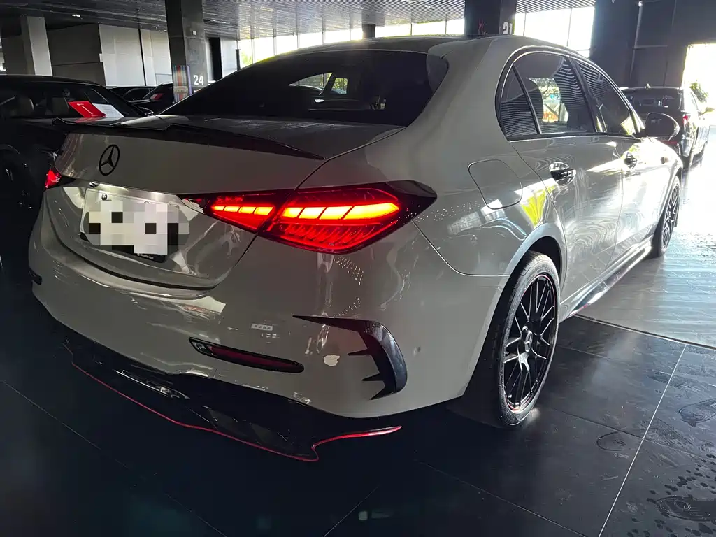 Mercedes-Benz C-Class 2023 — фото 19