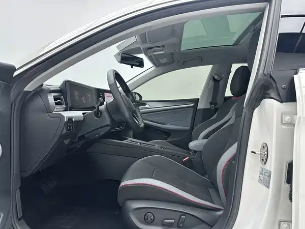 Volkswagen Lamando 2023