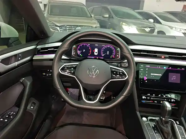 Volkswagen CC 2025