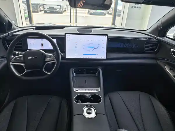 BYD Sealion 06 2025