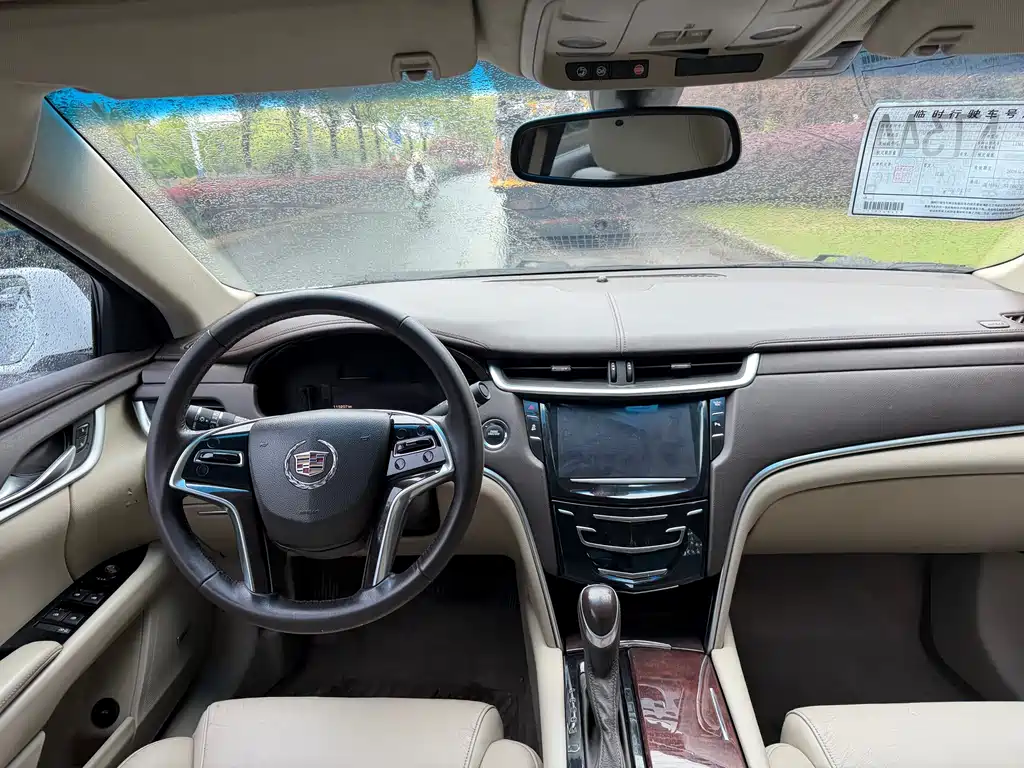 Cadillac XTS 2016 — фото 16