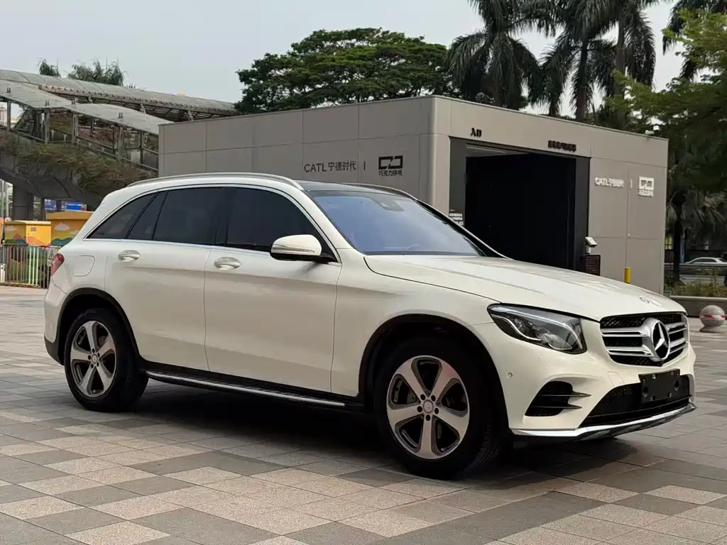 Mercedes-Benz GLC 2017 — фото 3