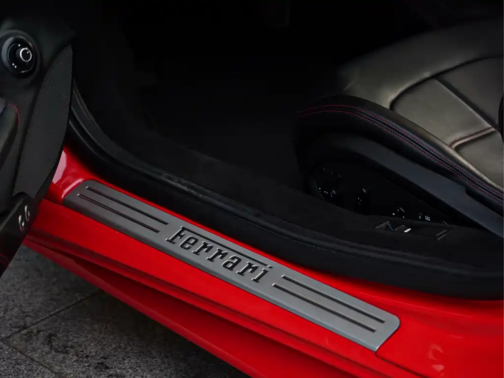Ferrari 488 2018 — фото 10