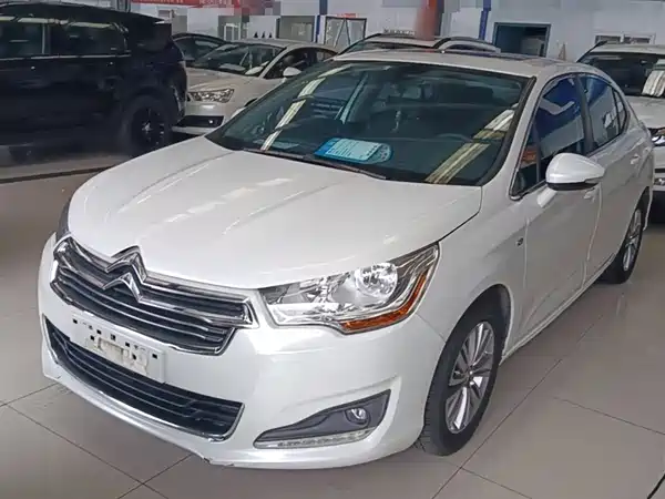 Citroën C4L 2015
