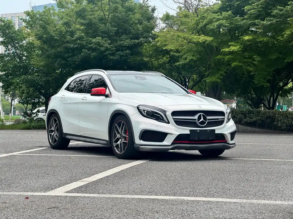 Mercedes-Benz GLA AMG 2016 — фото 3
