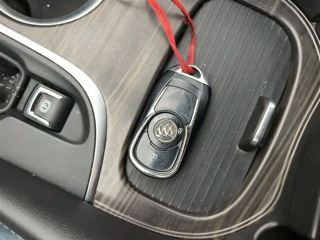 Buick Envision Plus 2018 — фото 17