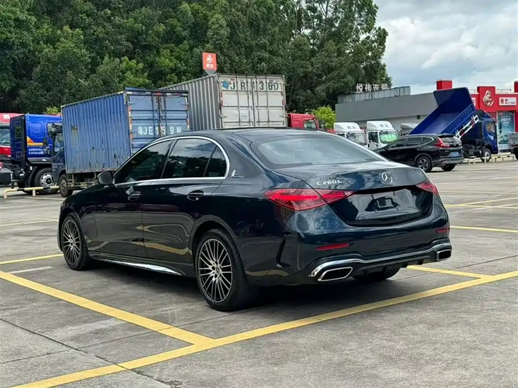Mercedes-Benz C-Class 2022 — фото 4