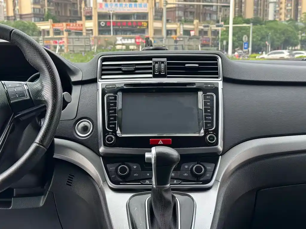 Haval H6 2016 — фото 21