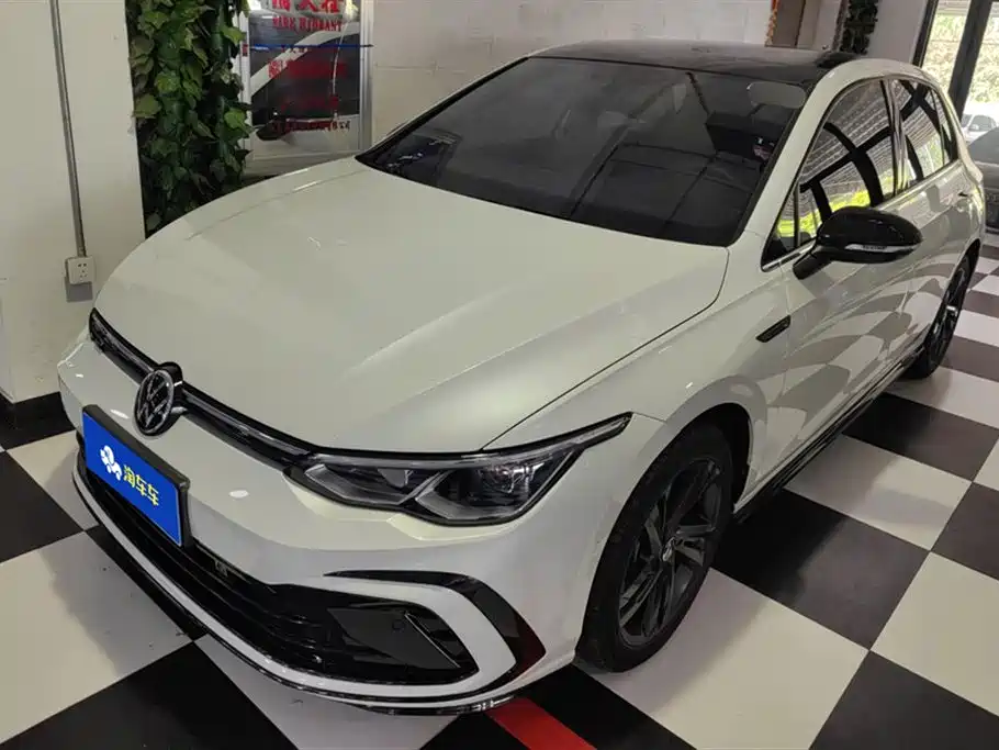 Volkswagen Golf 2023