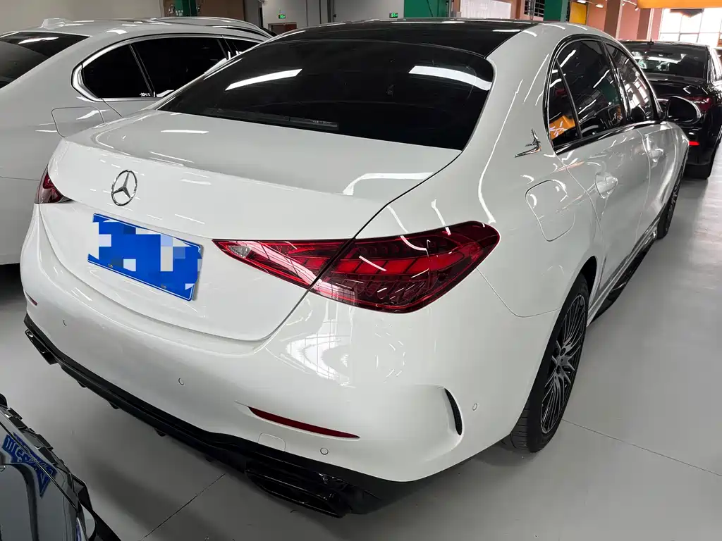 Mercedes-Benz C-Class 2022