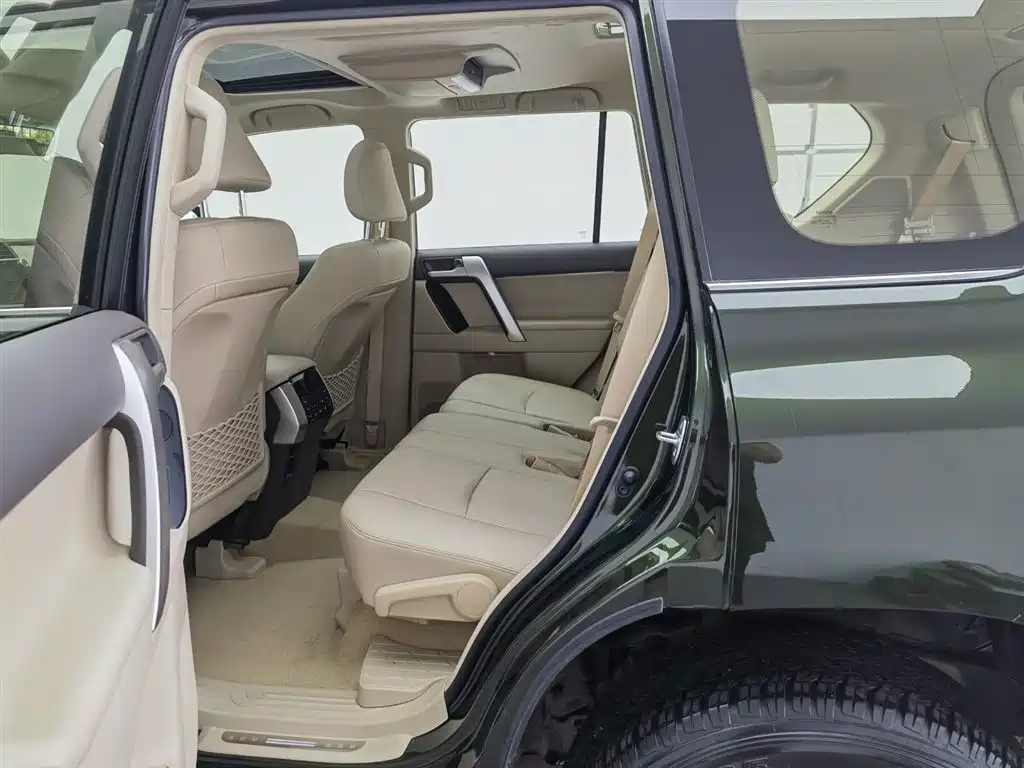 Toyota Prado 2018 — фото 15