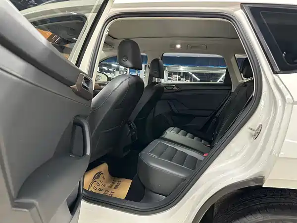 Volkswagen Tharu 2020