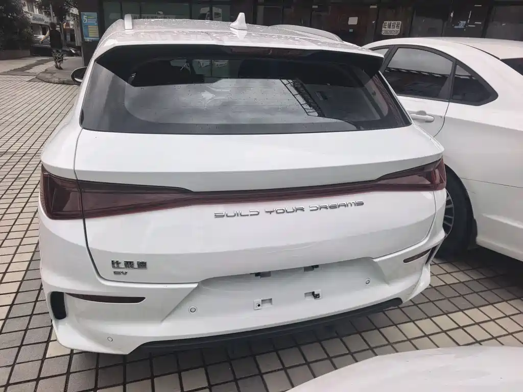 BYD e2 2024
