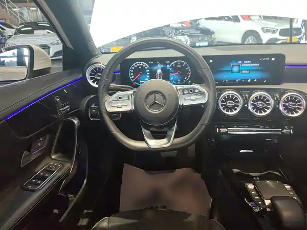 Mercedes-Benz A-Class 2022