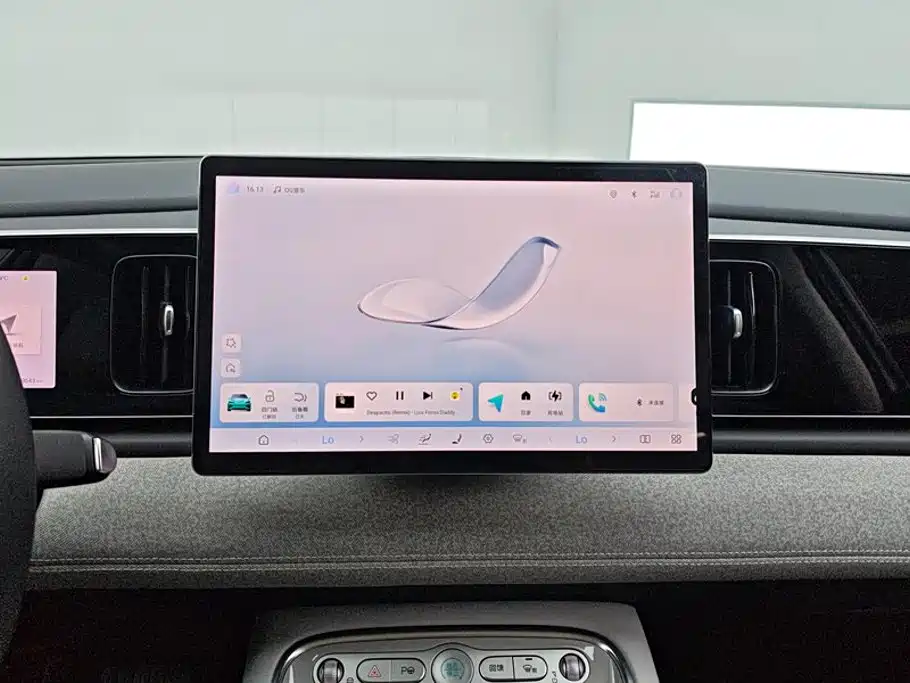 BYD Sealion 05 EV 2025 — фото 13