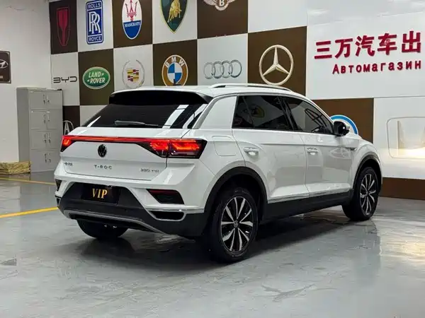 Volkswagen T-Roc 2023