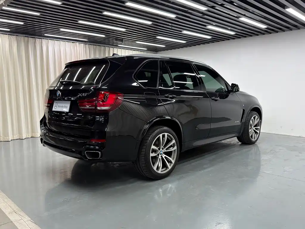 BMW X5 2018 — фото 23