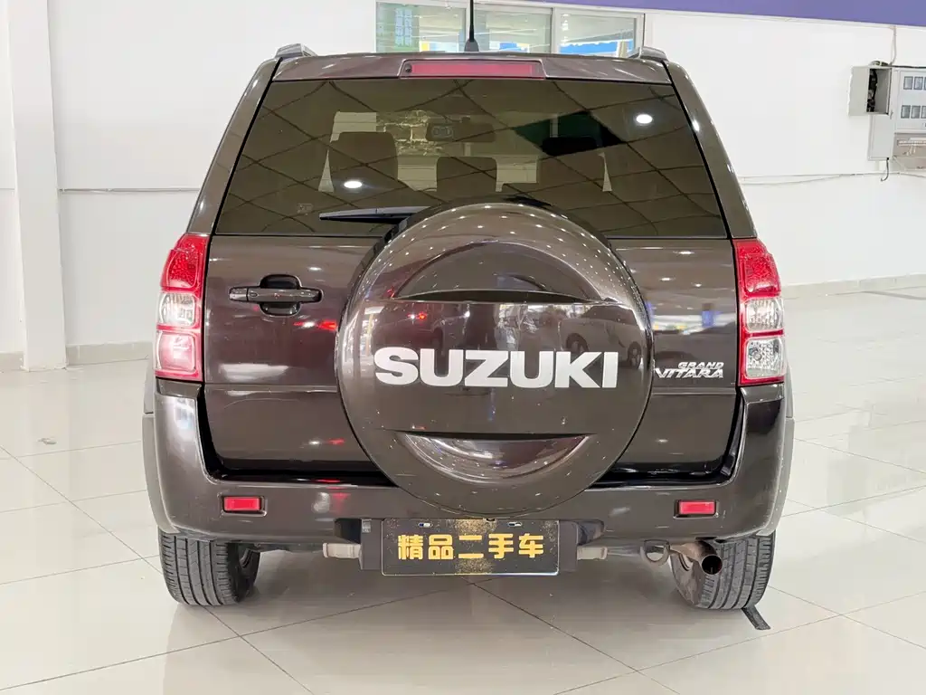 Suzuki Grand Vitara 2014 — фото 16