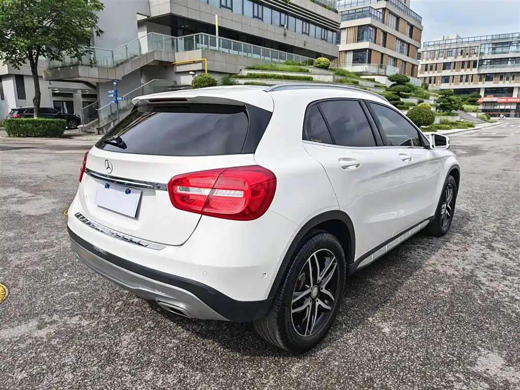 Mercedes-Benz GLA 2016 — фото 14
