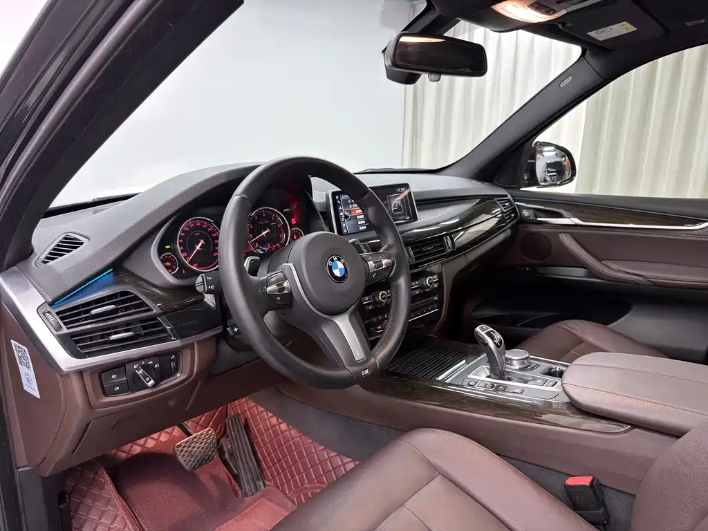BMW X5 2018 — фото 15