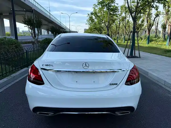Mercedes-Benz C-Class 2019