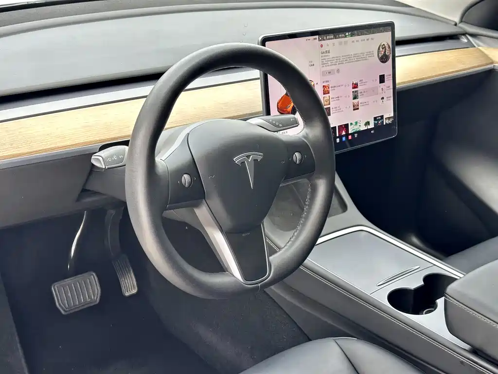 Tesla Model Y 2021 — фото 4