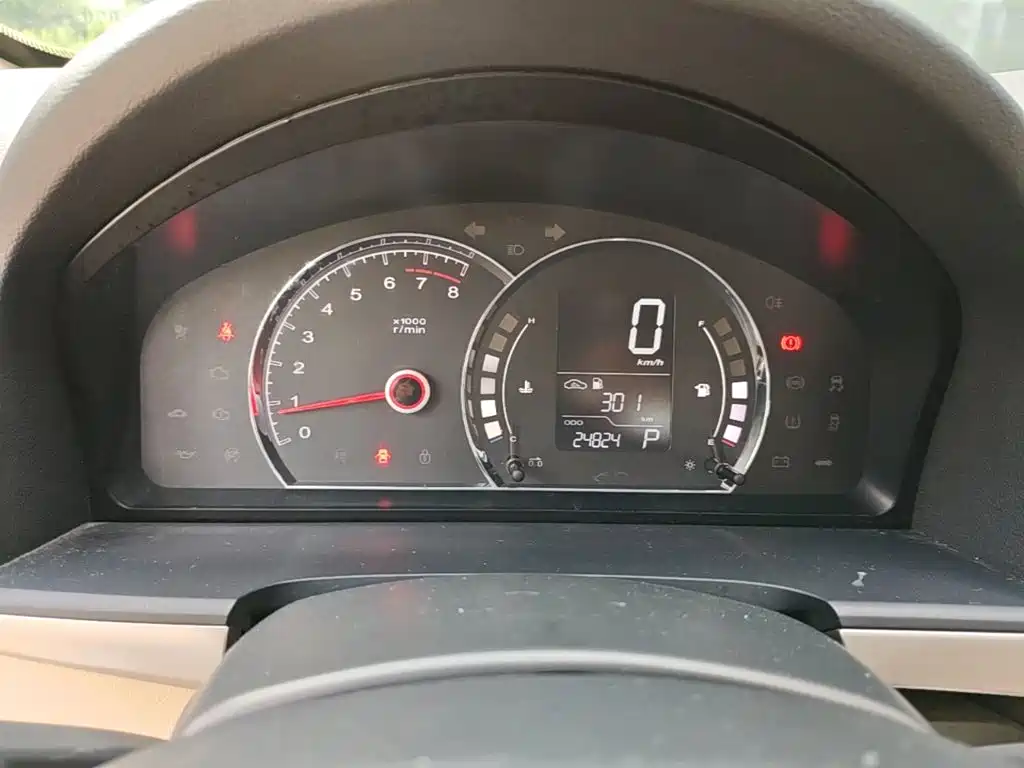 Roewe 350 2015 — фото 12