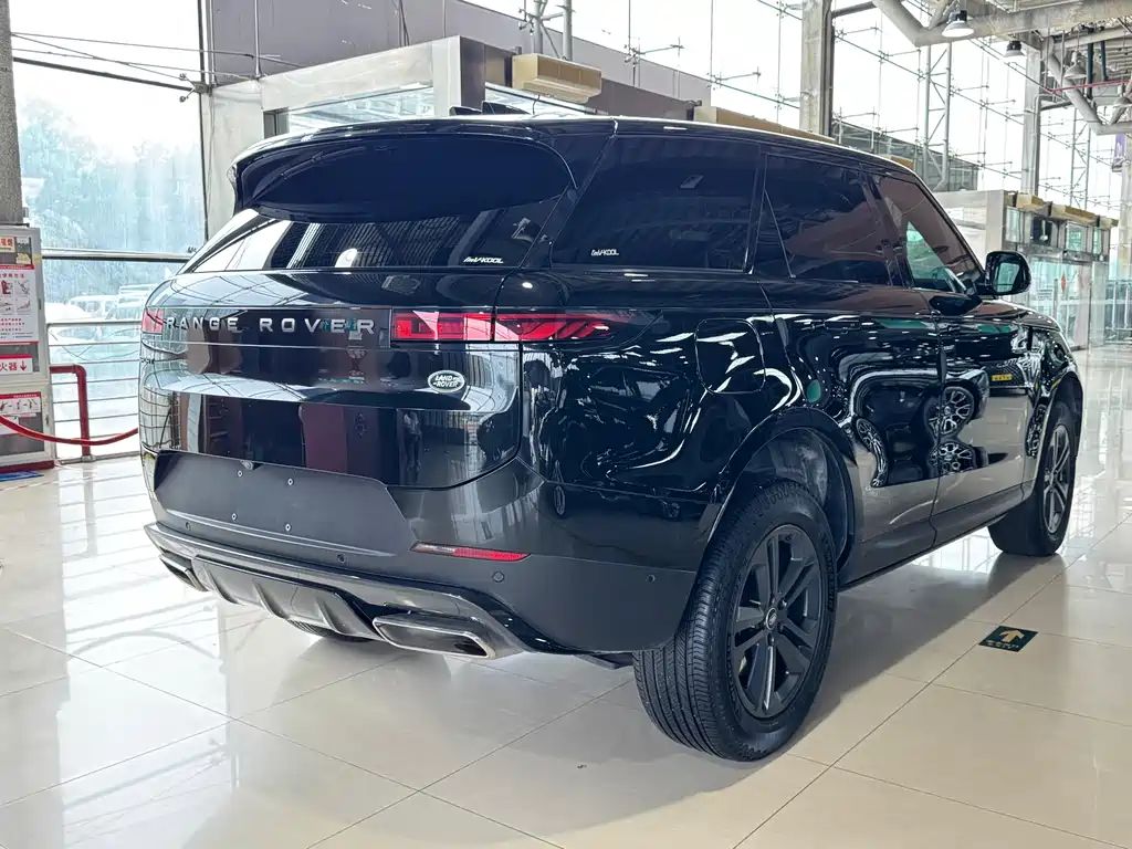 Land Rover Range Rover Sport 2024 — фото 9
