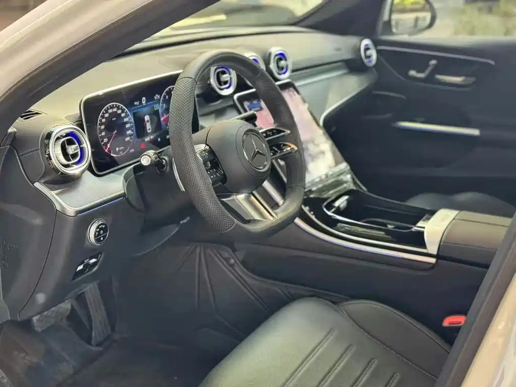 Mercedes-Benz C-Class 2023