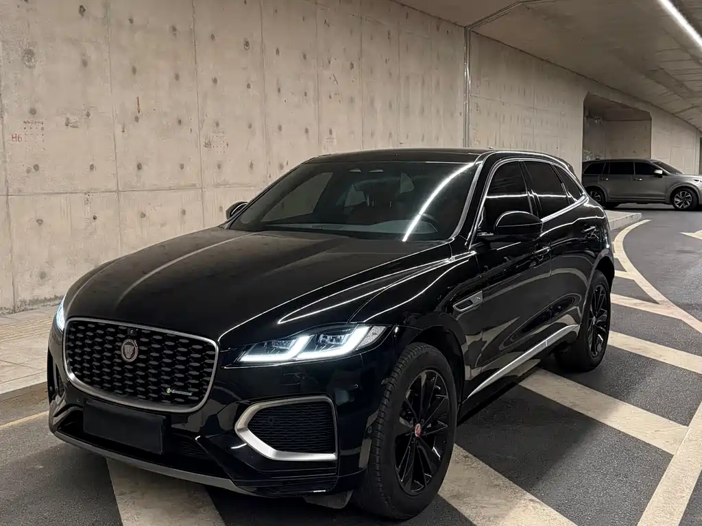 Jaguar F-PACE 2021