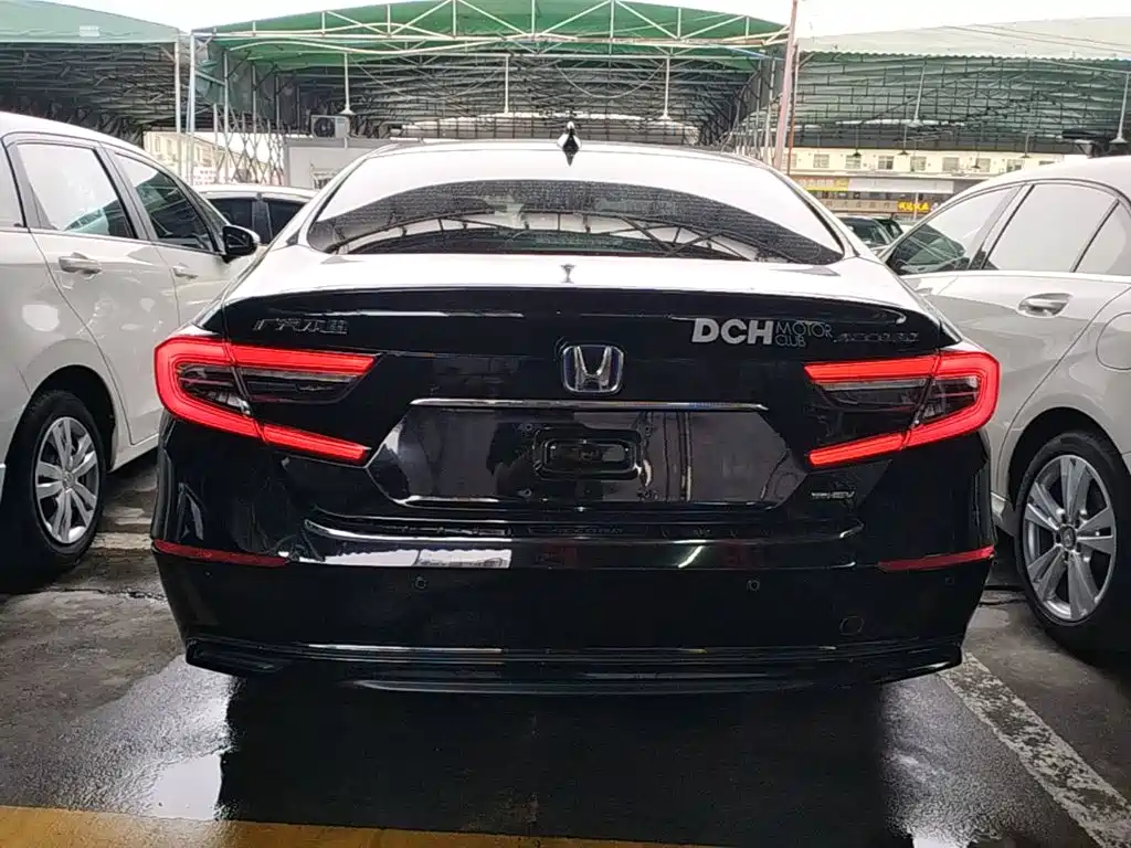 Honda Accord 2022 — фото 6