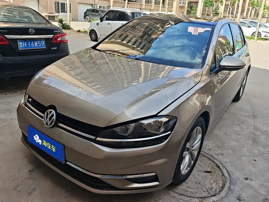 Volkswagen Golf 2018 — фото 1