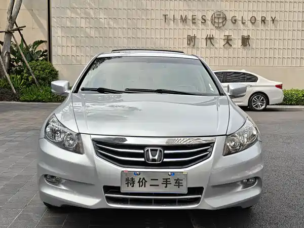 Honda Accord 2011