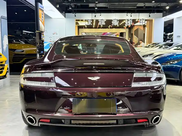 Aston Martin Rapide 2015