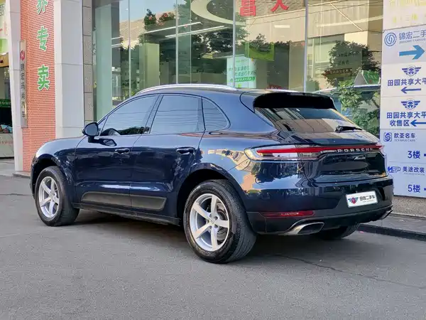 Porsche Macan 2022