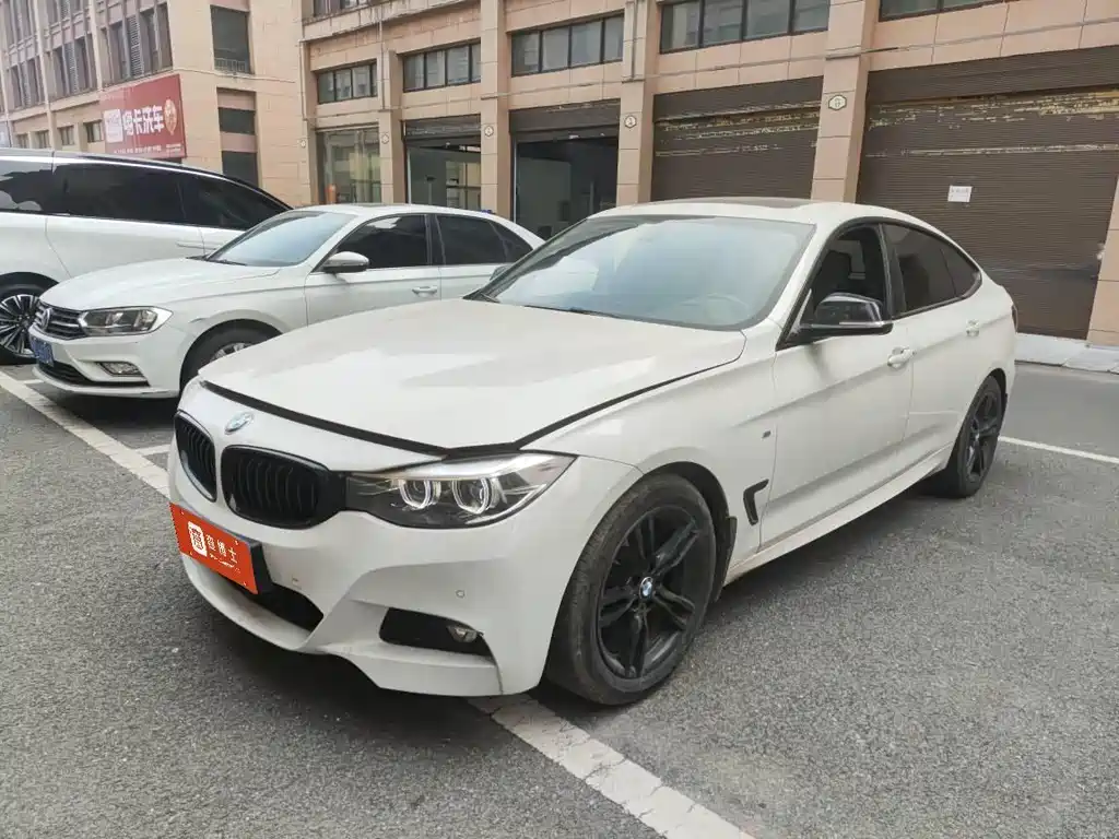 BMW 3 Series GT 2019 — фото 1