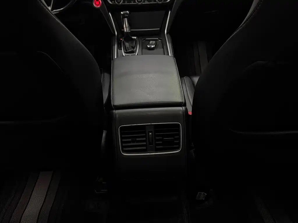 Honda Inspire 2020 — фото 14