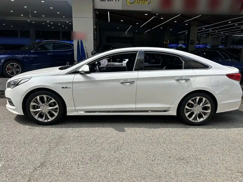Hyundai Sonata 2015 — фото 9