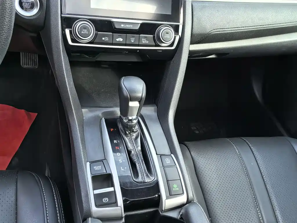 Honda Civic 2017 — фото 10