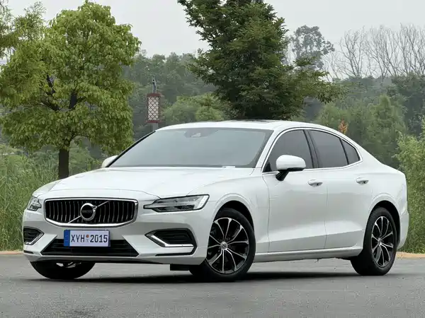 Volvo S60 2021