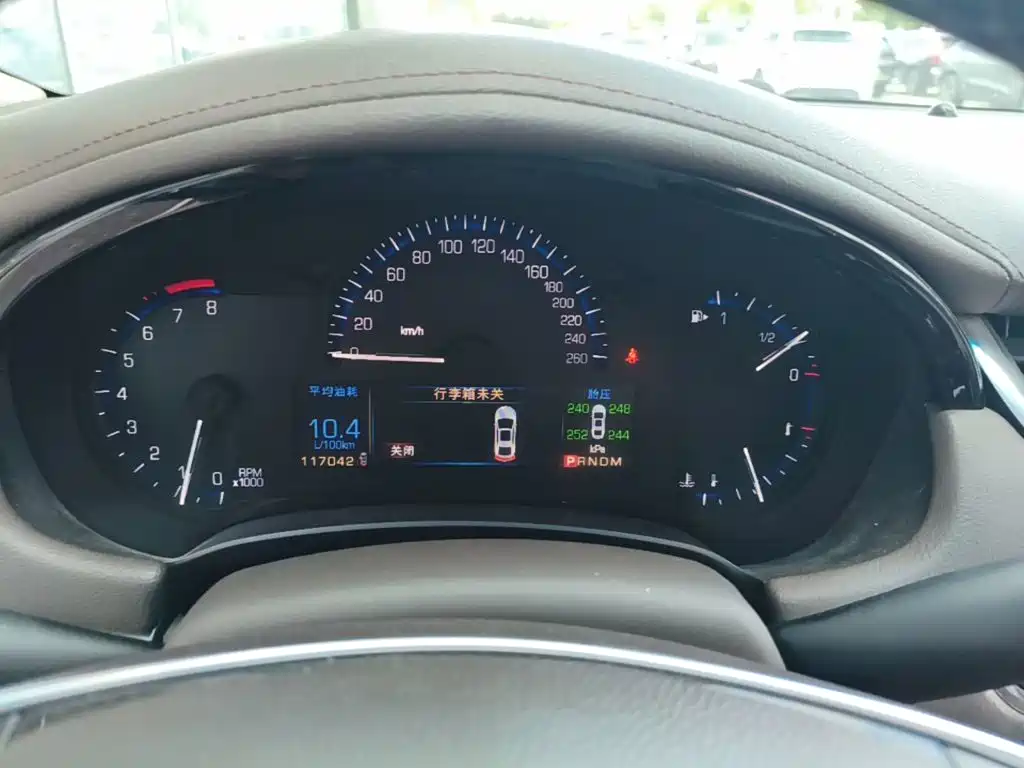 Cadillac XTS 2015 — фото 16