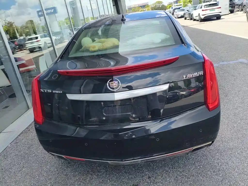 Cadillac XTS 2015 — фото 8