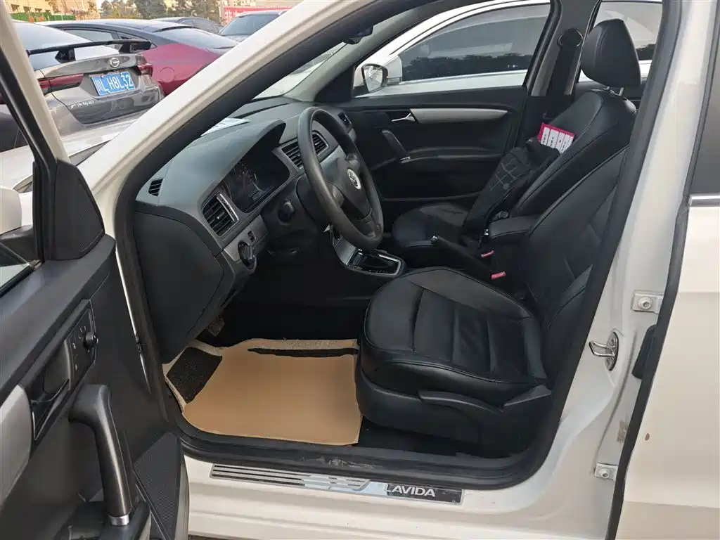 Volkswagen Gran Lavida 2015 — фото 15