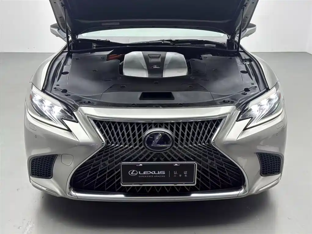 Lexus LS 2020 — фото 3