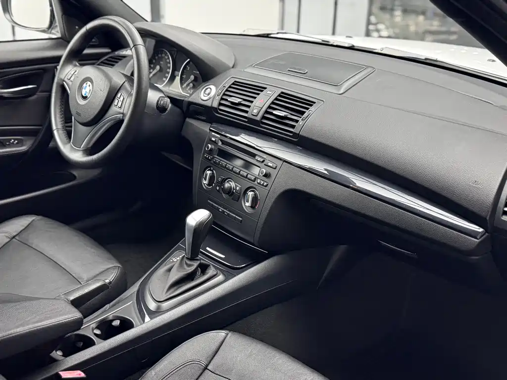 BMW 1 Series 2012 — фото 19